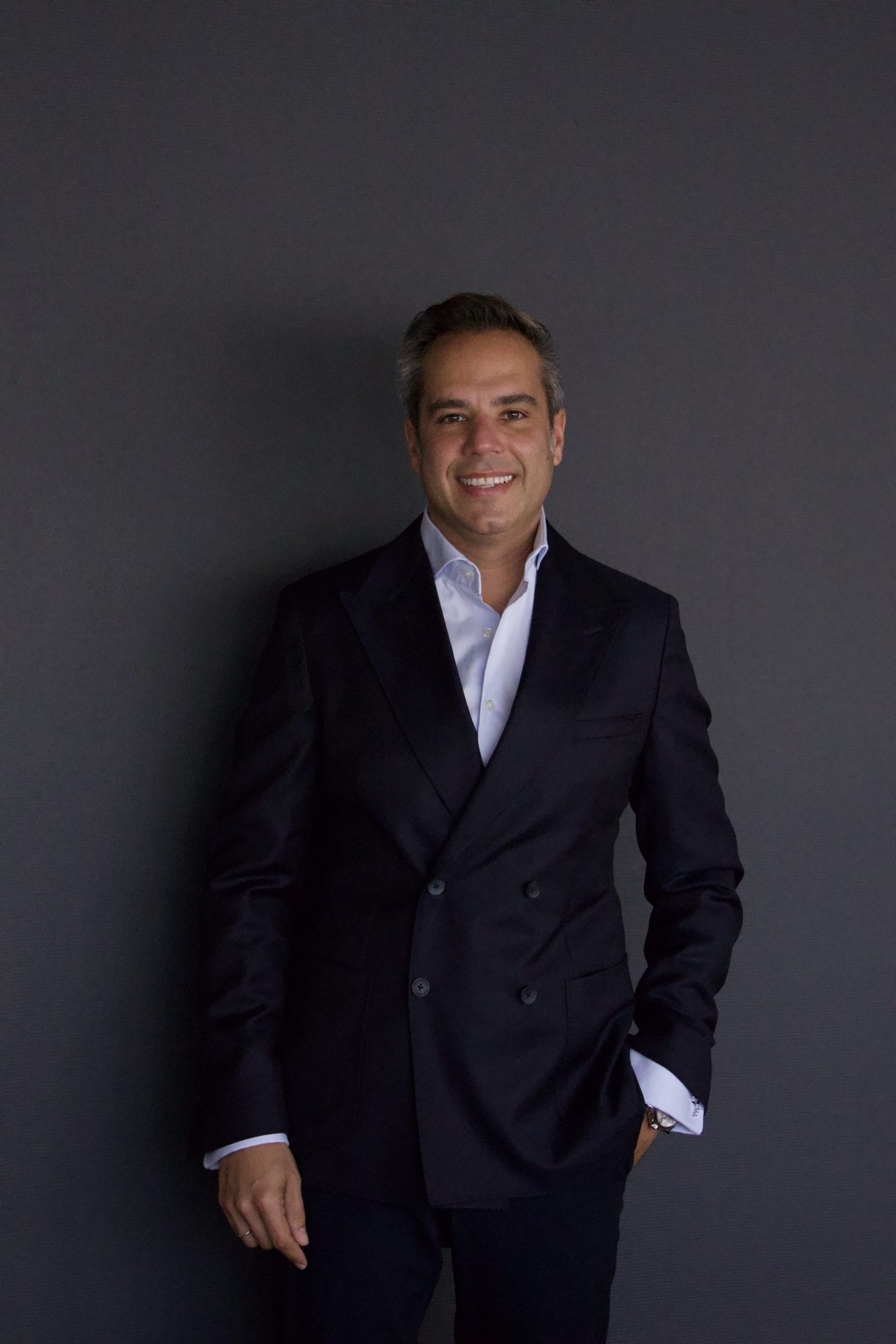 Roberto Lorente Ucar, retrato de estudio